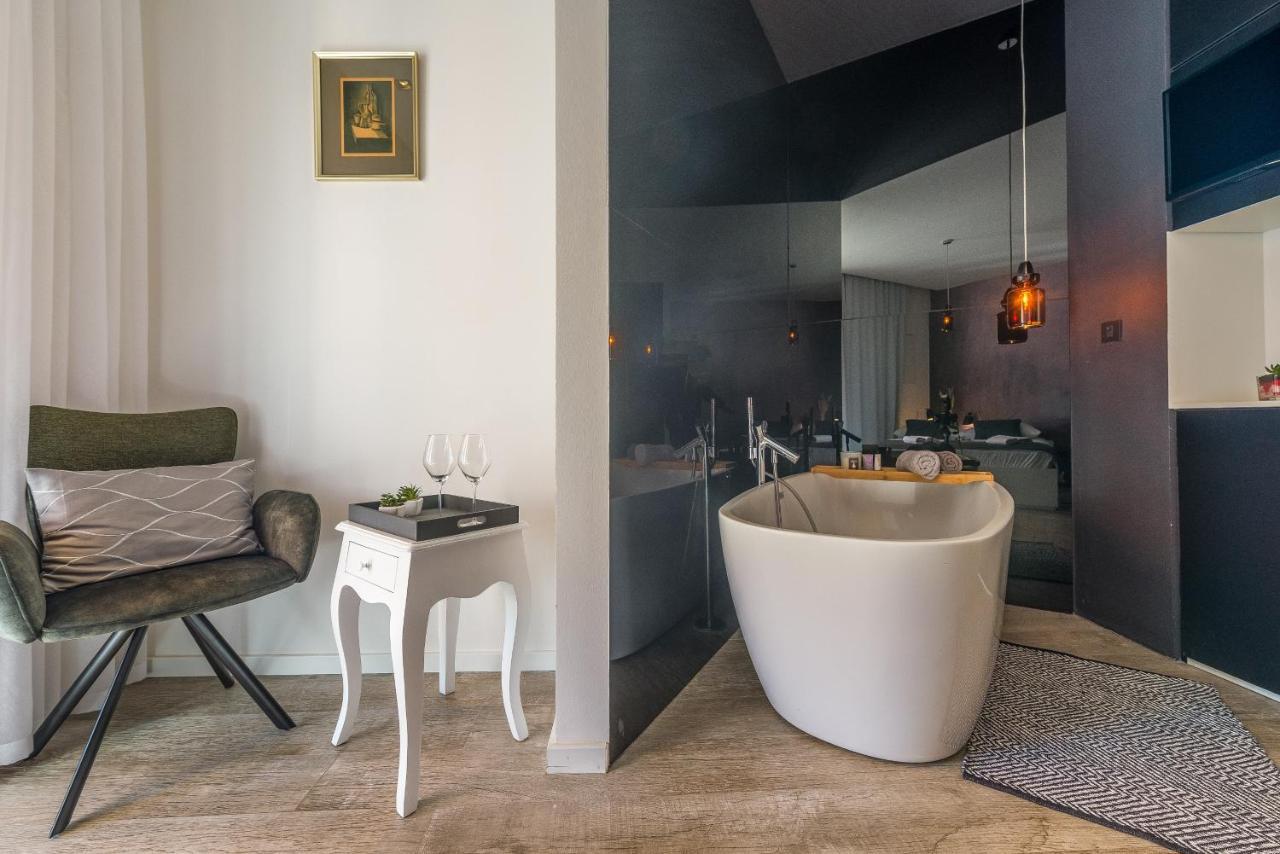 Central Rooms In Old Town By Belmont Realty Zadar Buitenkant foto