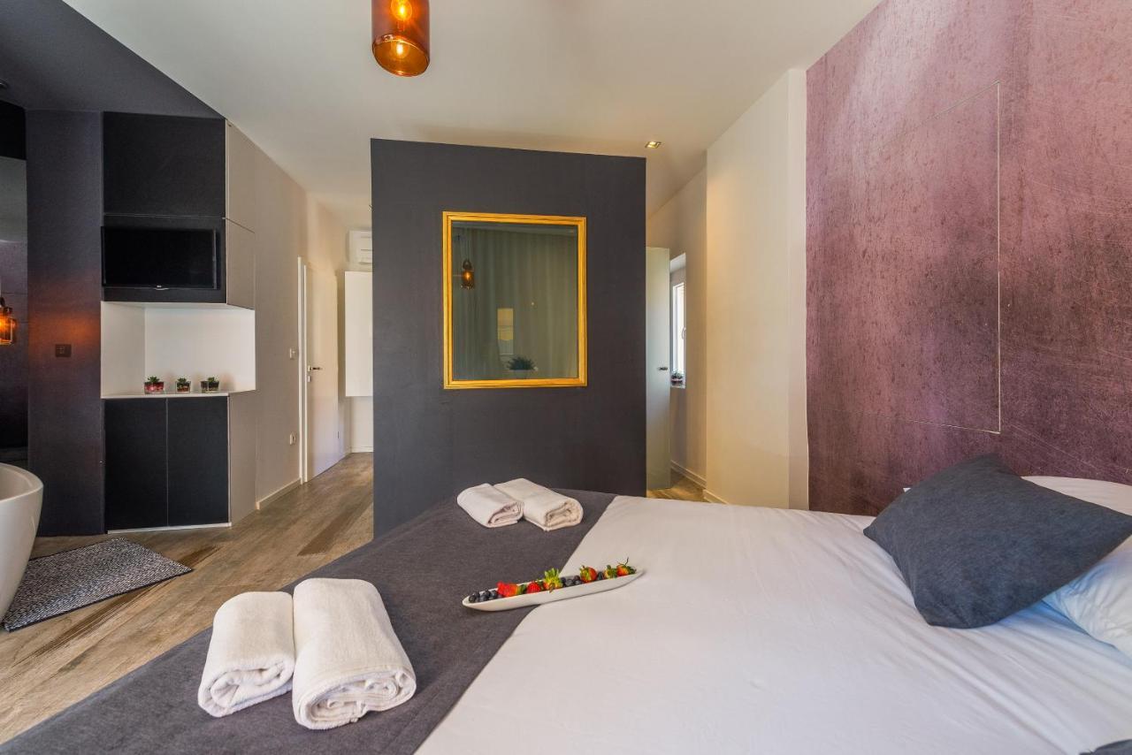 Central Rooms In Old Town By Belmont Realty Zadar Buitenkant foto