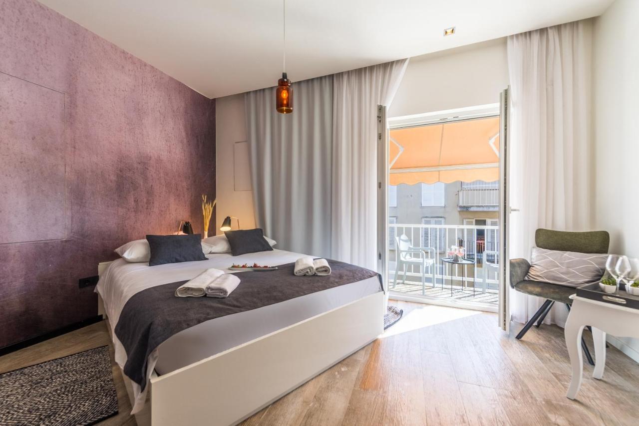 Central Rooms In Old Town By Belmont Realty Zadar Buitenkant foto