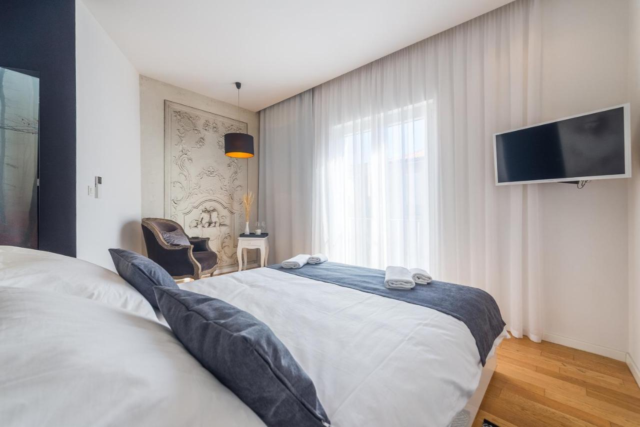 Central Rooms In Old Town By Belmont Realty Zadar Buitenkant foto
